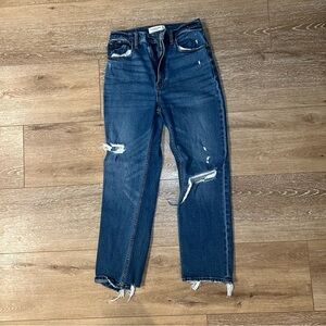 Abercrombie Ultra Straight Ankle High Rise - Size 27 Regular